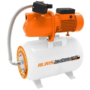 Narancssárga-fehér Ruris AquaPower 2011S házi vízmű 50 literes korrózióvédett tartállyal, tanyasi vízellátáshoz és kerti öntözéshez.